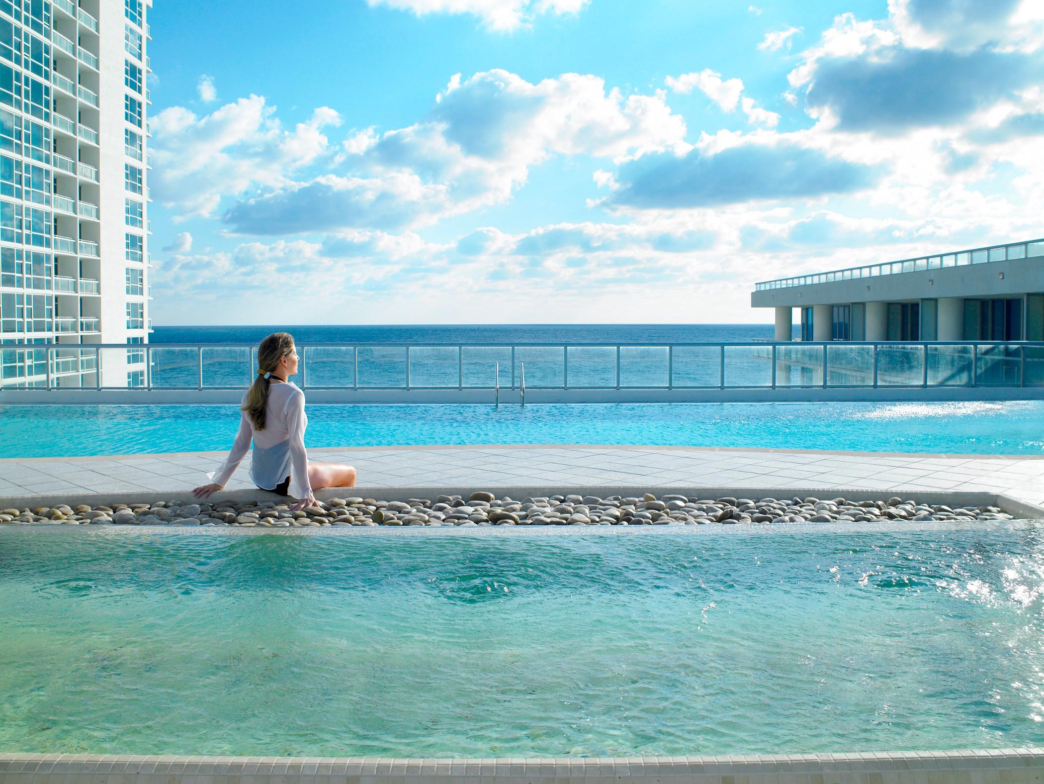 Carillon Miami Wellness Resort Miami Beach Exteriér fotografie